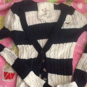 Hollister sweater